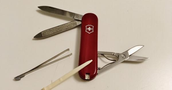 Small swiss army knife with toothpick new arrivals